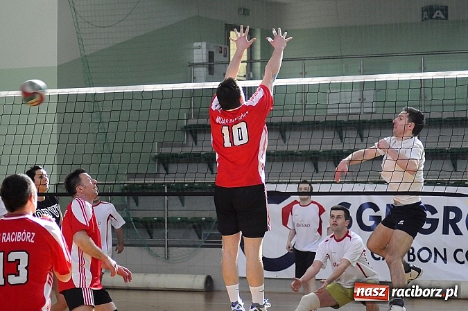 Zdjęcie w galerii na portalu naszraciborz.pl: Zakłady pracy walczą o puchar prezydenta wiadomości z regionu