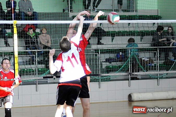 Zdjęcie w galerii na portalu naszraciborz.pl: Zakłady pracy walczą o puchar prezydenta wiadomości z regionu