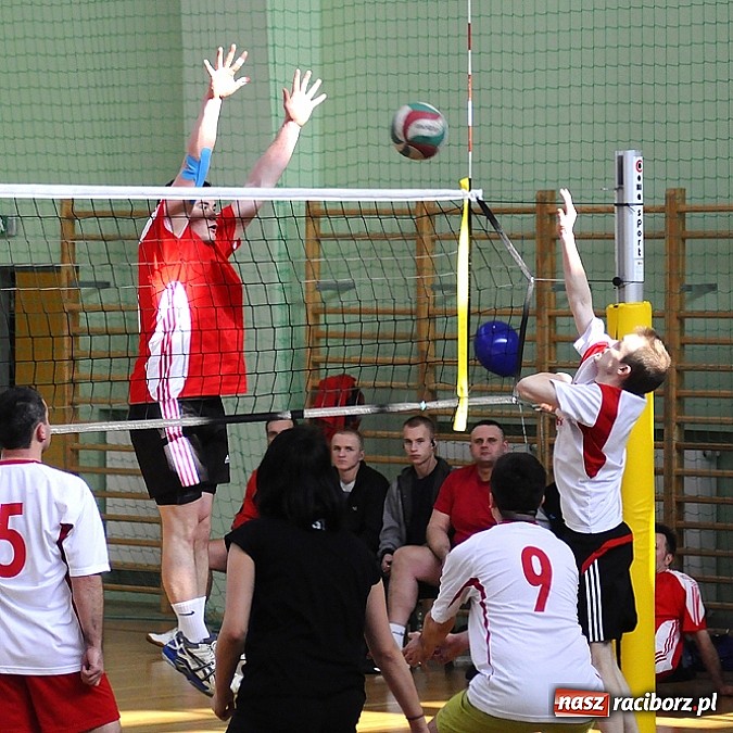 Zdjęcie w galerii na portalu naszraciborz.pl: Zakłady pracy walczą o puchar prezydenta wiadomości z regionu