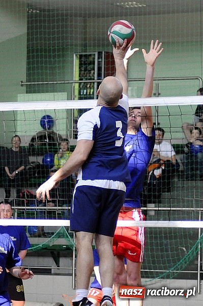 Zdjęcie w galerii na portalu naszraciborz.pl: Zakłady pracy walczą o puchar prezydenta wiadomości z regionu