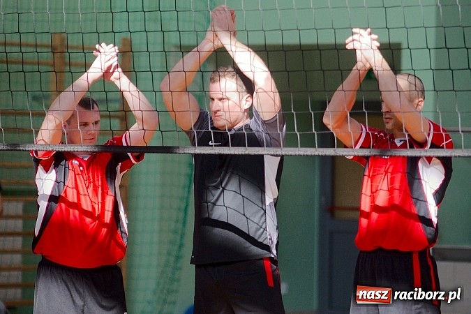 Zdjęcie w galerii na portalu naszraciborz.pl: V Siatkarski Turniej Zakład&oacute;w Pracy i Służb Mundurowych wiadomości z regionu