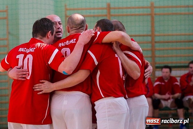 Zdjęcie w galerii na portalu naszraciborz.pl: V Siatkarski Turniej Zakład&oacute;w Pracy i Służb Mundurowych wiadomości z regionu