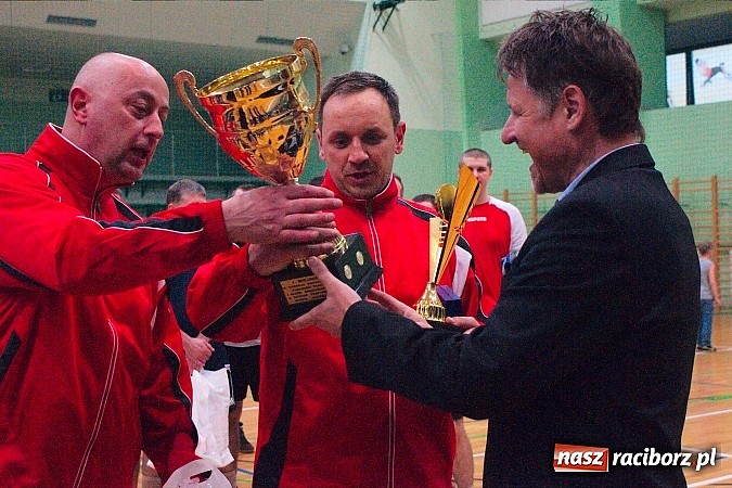 Zdjęcie w galerii na portalu naszraciborz.pl: V Siatkarski Turniej Zakład&oacute;w Pracy i Służb Mundurowych wiadomości z regionu
