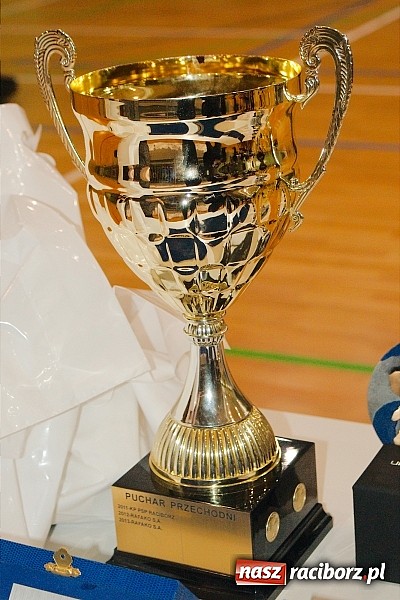 Zdjęcie w galerii na portalu naszraciborz.pl: V Siatkarski Turniej Zakład&oacute;w Pracy i Służb Mundurowych wiadomości z regionu