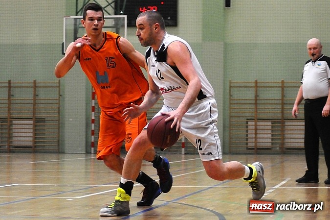 Zdjęcie w galerii na portalu naszraciborz.pl: Koszykarze Ofensywy bliscy wygranej wiadomości z regionu