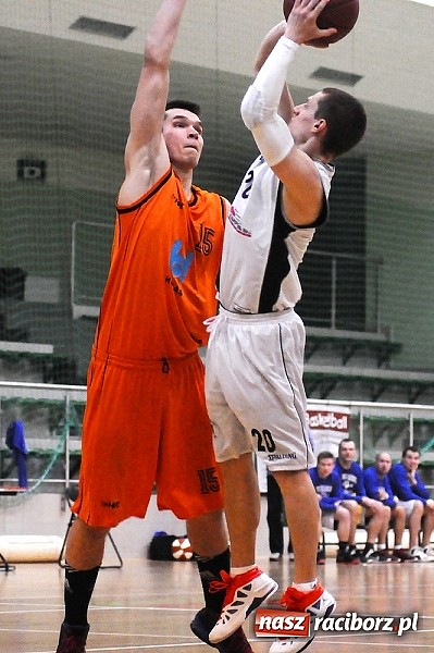 Zdjęcie w galerii na portalu naszraciborz.pl: Koszykarze Ofensywy bliscy wygranej wiadomości z regionu