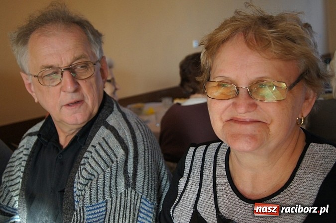 Zdjęcie w galerii na portalu naszraciborz.pl: Mamy mażoretek na Dniu Kobiet i Mężczyzn w Nędzy wiadomości z regionu