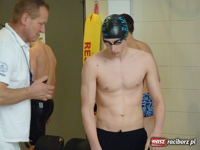 Zdjęcie w galerii na portalu naszraciborz.pl: Pływanie. Raciborzanka tuż za podium wiadomości z regionu