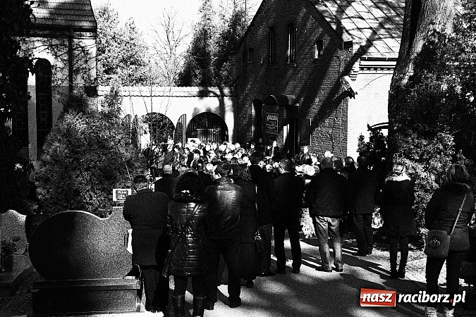 Zdjęcie w galerii na portalu naszraciborz.pl: Ostatnie pożegnanie śp. Marka Kaczora wiadomości z regionu