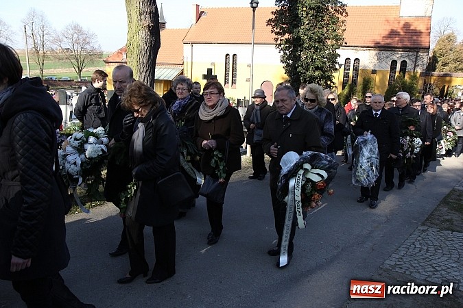 Zdjęcie w galerii na portalu naszraciborz.pl: Ostatnie pożegnanie śp. Marka Kaczora wiadomości z regionu