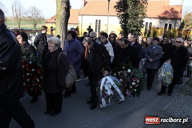 Zdjęcie w galerii na portalu naszraciborz.pl: Ostatnie pożegnanie śp. Marka Kaczora wiadomości z regionu