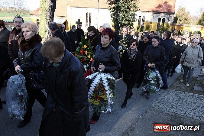 Zdjęcie w galerii na portalu naszraciborz.pl: Ostatnie pożegnanie śp. Marka Kaczora wiadomości z regionu