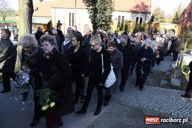 Zdjęcie w galerii na portalu naszraciborz.pl: Ostatnie pożegnanie śp. Marka Kaczora wiadomości z regionu