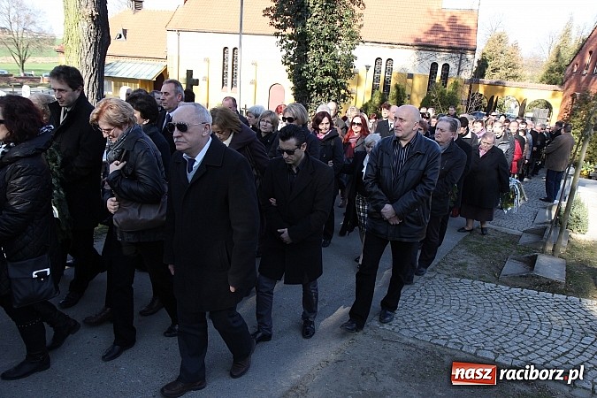Zdjęcie w galerii na portalu naszraciborz.pl: Ostatnie pożegnanie śp. Marka Kaczora wiadomości z regionu