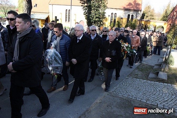 Zdjęcie w galerii na portalu naszraciborz.pl: Ostatnie pożegnanie śp. Marka Kaczora wiadomości z regionu