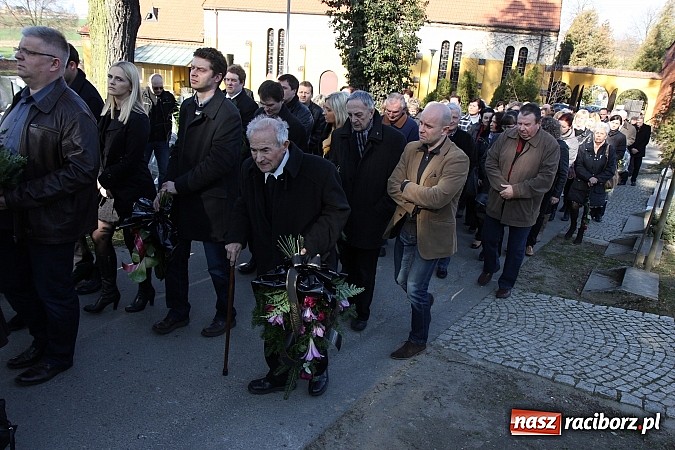 Zdjęcie w galerii na portalu naszraciborz.pl: Ostatnie pożegnanie śp. Marka Kaczora wiadomości z regionu
