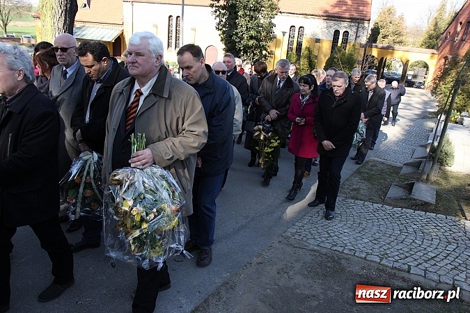 Zdjęcie w galerii na portalu naszraciborz.pl: Ostatnie pożegnanie śp. Marka Kaczora wiadomości z regionu