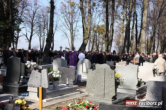 Zdjęcie w galerii na portalu naszraciborz.pl: Ostatnie pożegnanie śp. Marka Kaczora wiadomości z regionu