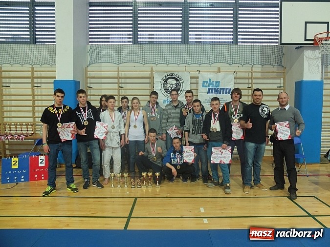 Zdjęcie w galerii na portalu naszraciborz.pl: Łamatorzy obronili mistrzowski tytuł wiadomości z regionu