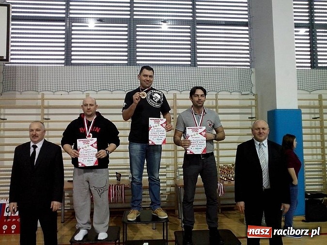 Zdjęcie w galerii na portalu naszraciborz.pl: Łamatorzy obronili mistrzowski tytuł wiadomości z regionu