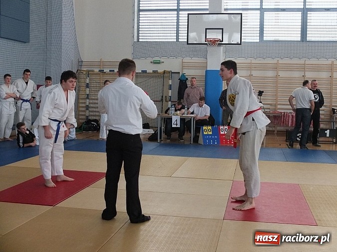 Zdjęcie w galerii na portalu naszraciborz.pl: Łamatorzy obronili mistrzowski tytuł wiadomości z regionu