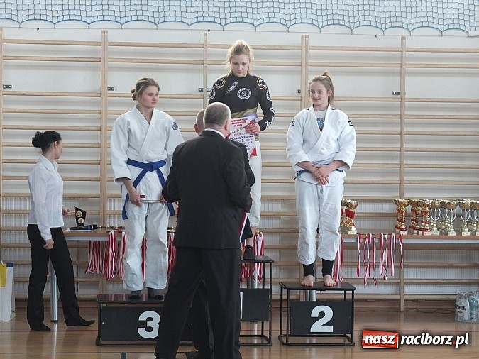 Zdjęcie w galerii na portalu naszraciborz.pl: Łamatorzy obronili mistrzowski tytuł wiadomości z regionu