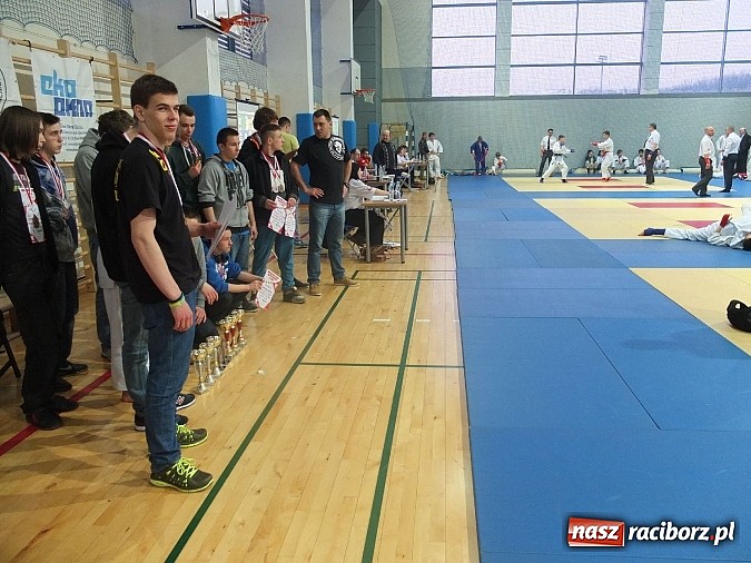 Zdjęcie w galerii na portalu naszraciborz.pl: Łamatorzy obronili mistrzowski tytuł wiadomości z regionu