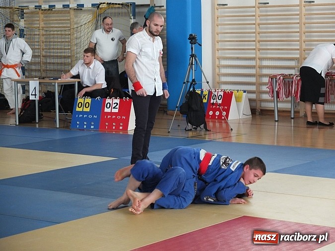 Zdjęcie w galerii na portalu naszraciborz.pl: Łamatorzy obronili mistrzowski tytuł wiadomości z regionu