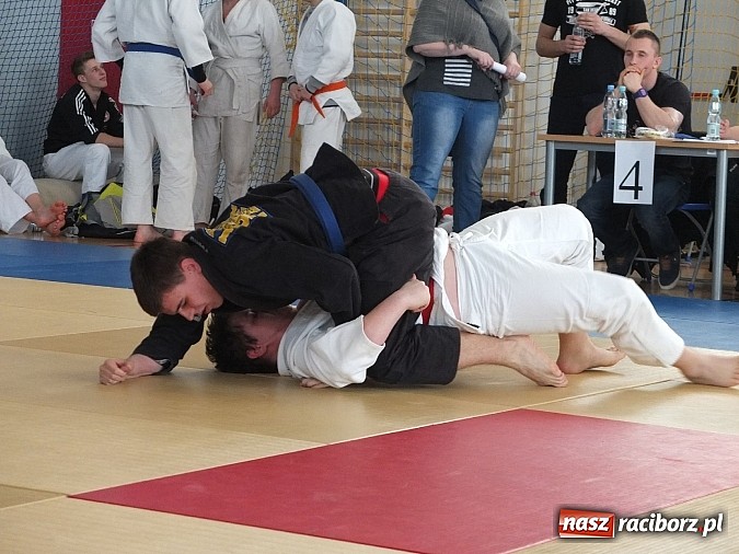 Zdjęcie w galerii na portalu naszraciborz.pl: Łamatorzy obronili mistrzowski tytuł wiadomości z regionu