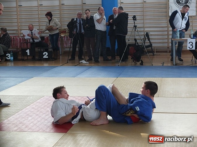 Zdjęcie w galerii na portalu naszraciborz.pl: Łamatorzy obronili mistrzowski tytuł wiadomości z regionu