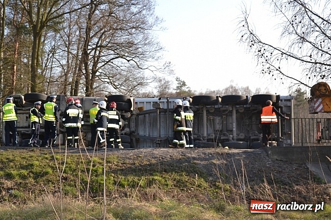 Zdjęcie w galerii na portalu naszraciborz.pl: Gnał na Czerwonym Mostku. Zobacz efekty! wiadomości z regionu