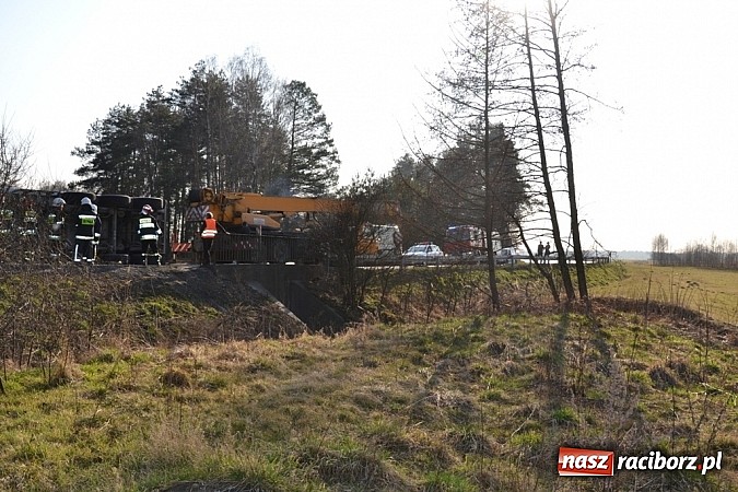 Zdjęcie w galerii na portalu naszraciborz.pl: Gnał na Czerwonym Mostku. Zobacz efekty! wiadomości z regionu