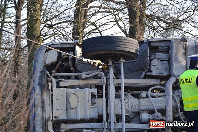 Zdjęcie w galerii na portalu naszraciborz.pl: Gnał na Czerwonym Mostku. Zobacz efekty! wiadomości z regionu