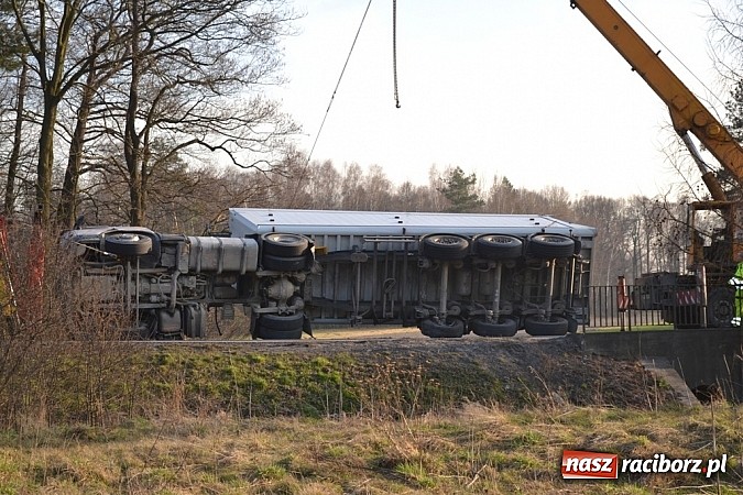 Zdjęcie w galerii na portalu naszraciborz.pl: Gnał na Czerwonym Mostku. Zobacz efekty! wiadomości z regionu