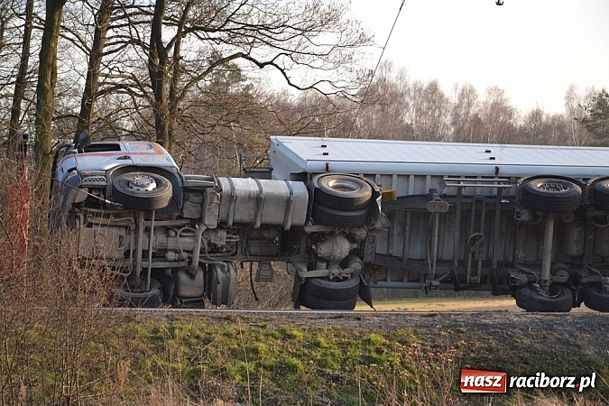 Zdjęcie w galerii na portalu naszraciborz.pl: Gnał na Czerwonym Mostku. Zobacz efekty! wiadomości z regionu