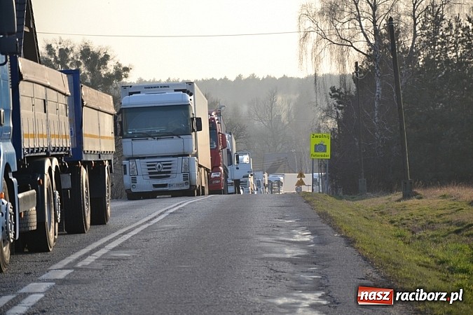 Zdjęcie w galerii na portalu naszraciborz.pl: Gnał na Czerwonym Mostku. Zobacz efekty! wiadomości z regionu