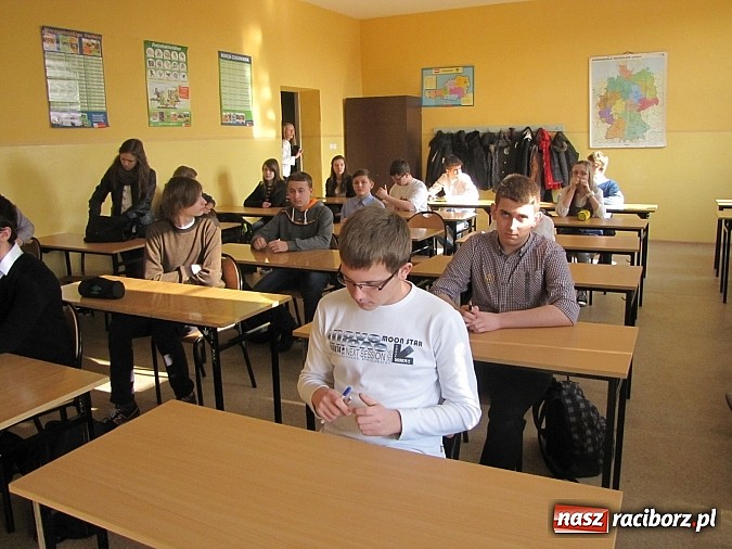 Zdjęcie w galerii na portalu naszraciborz.pl: Językowe zmagania w Budowlance wiadomości z regionu