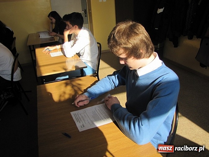 Zdjęcie w galerii na portalu naszraciborz.pl: Językowe zmagania w Budowlance wiadomości z regionu