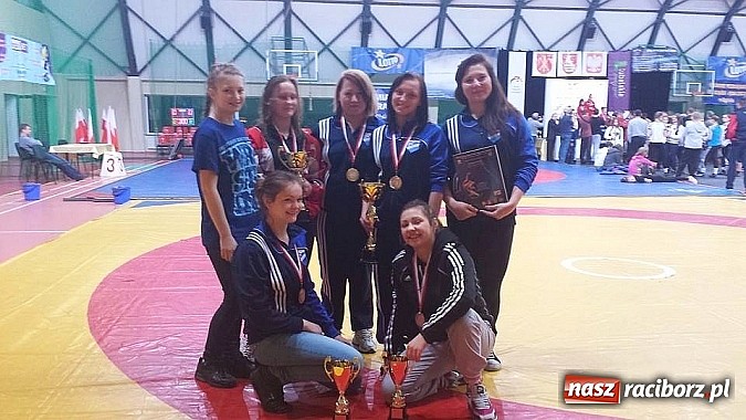 Zdjęcie w galerii na portalu naszraciborz.pl: Kolejny medalowy weekend zapaśników z Raciborza wiadomości z regionu