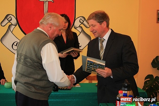 Zdjęcie w galerii na portalu naszraciborz.pl: Burmistrz Krzanowic złożył życzenia sołtysom wiadomości z regionu