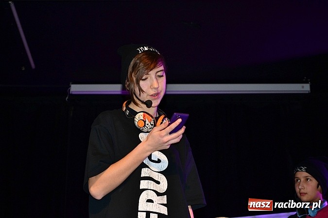 Zdjęcie w galerii na portalu naszraciborz.pl: Odważnie i współcześnie, czyli Romeo i Julia na deskach Młodzieżowego Domu Kultury wiadomości z regionu