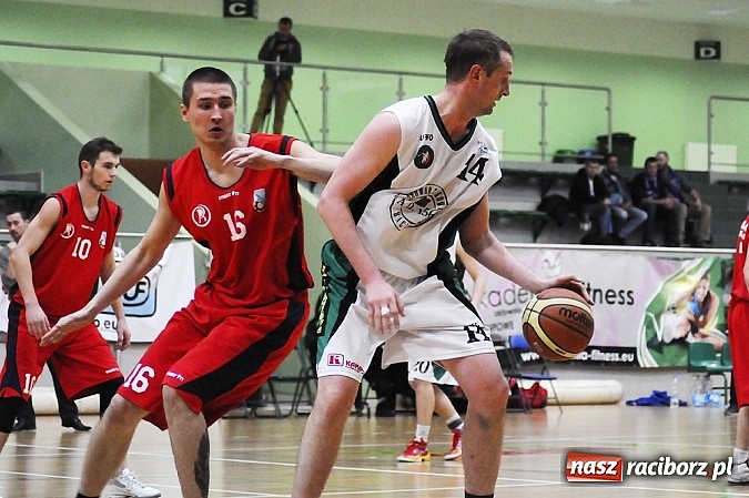 Zdjęcie w galerii na portalu naszraciborz.pl: Ambitna gra i porażka RKK AZS Racibórz wiadomości z regionu