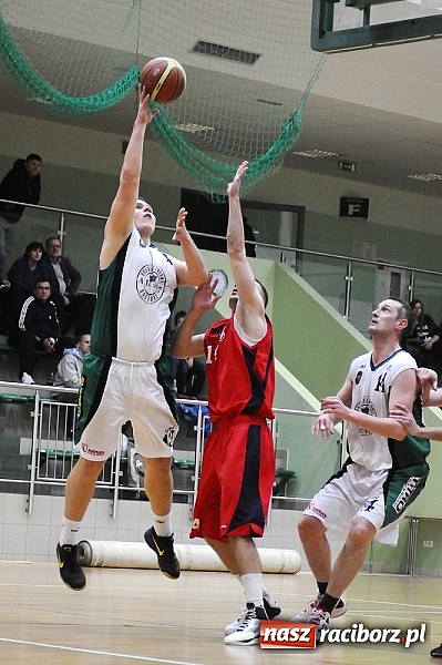 Zdjęcie w galerii na portalu naszraciborz.pl: Ambitna gra i porażka RKK AZS Racibórz wiadomości z regionu