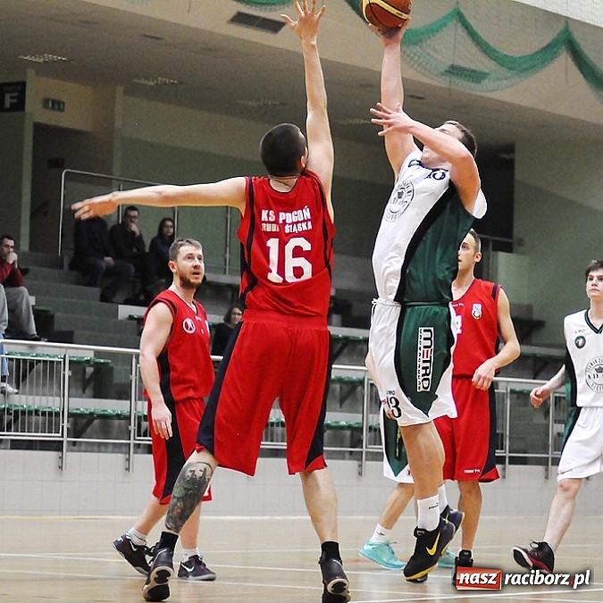 Zdjęcie w galerii na portalu naszraciborz.pl: Ambitna gra i porażka RKK AZS Racibórz wiadomości z regionu