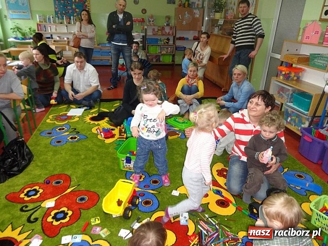 Zdjęcie w galerii na portalu naszraciborz.pl: Maluchy z Fiku-miku testują przedszkola wiadomości z regionu