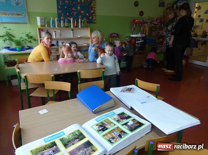 Zdjęcie w galerii na portalu naszraciborz.pl: Maluchy z Fiku-miku testują przedszkola wiadomości z regionu
