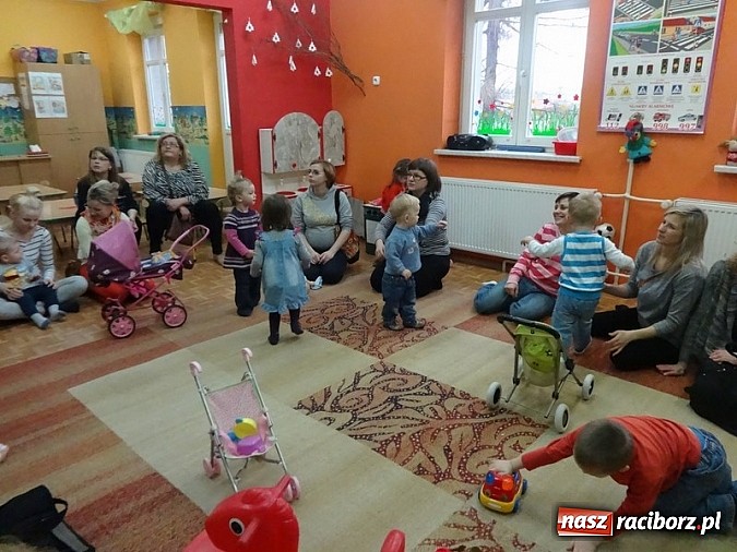 Zdjęcie w galerii na portalu naszraciborz.pl: Maluchy z Fiku-miku testują przedszkola wiadomości z regionu