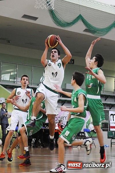 Zdjęcie w galerii na portalu naszraciborz.pl: Młodzi koszykarze RKK wygrywają na zakończenie sezonu wiadomości z regionu