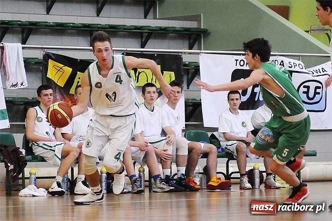 Zdjęcie w galerii na portalu naszraciborz.pl: Młodzi koszykarze RKK wygrywają na zakończenie sezonu wiadomości z regionu