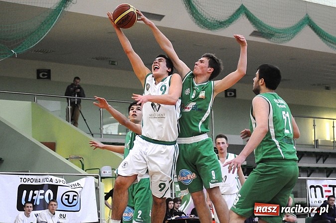 Zdjęcie w galerii na portalu naszraciborz.pl: Młodzi koszykarze RKK wygrywają na zakończenie sezonu wiadomości z regionu